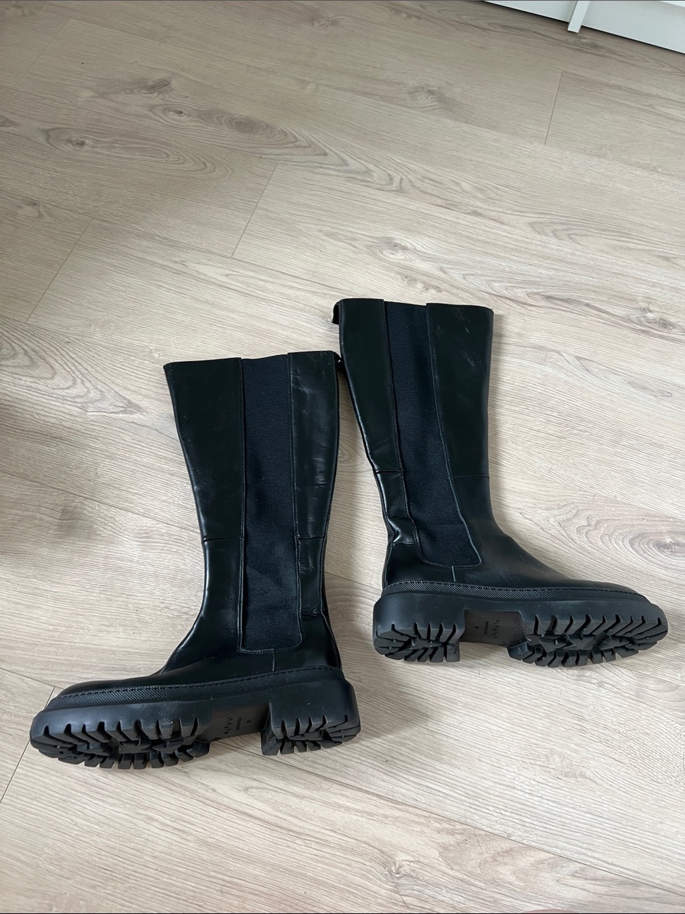 Maguire Monza Wide Calf Boots - Picture 3 of 7